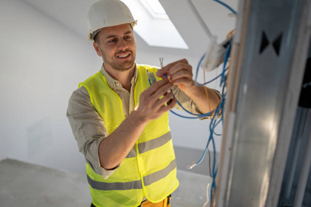 Best Licensed Electrician  in Tri Lakes, IN